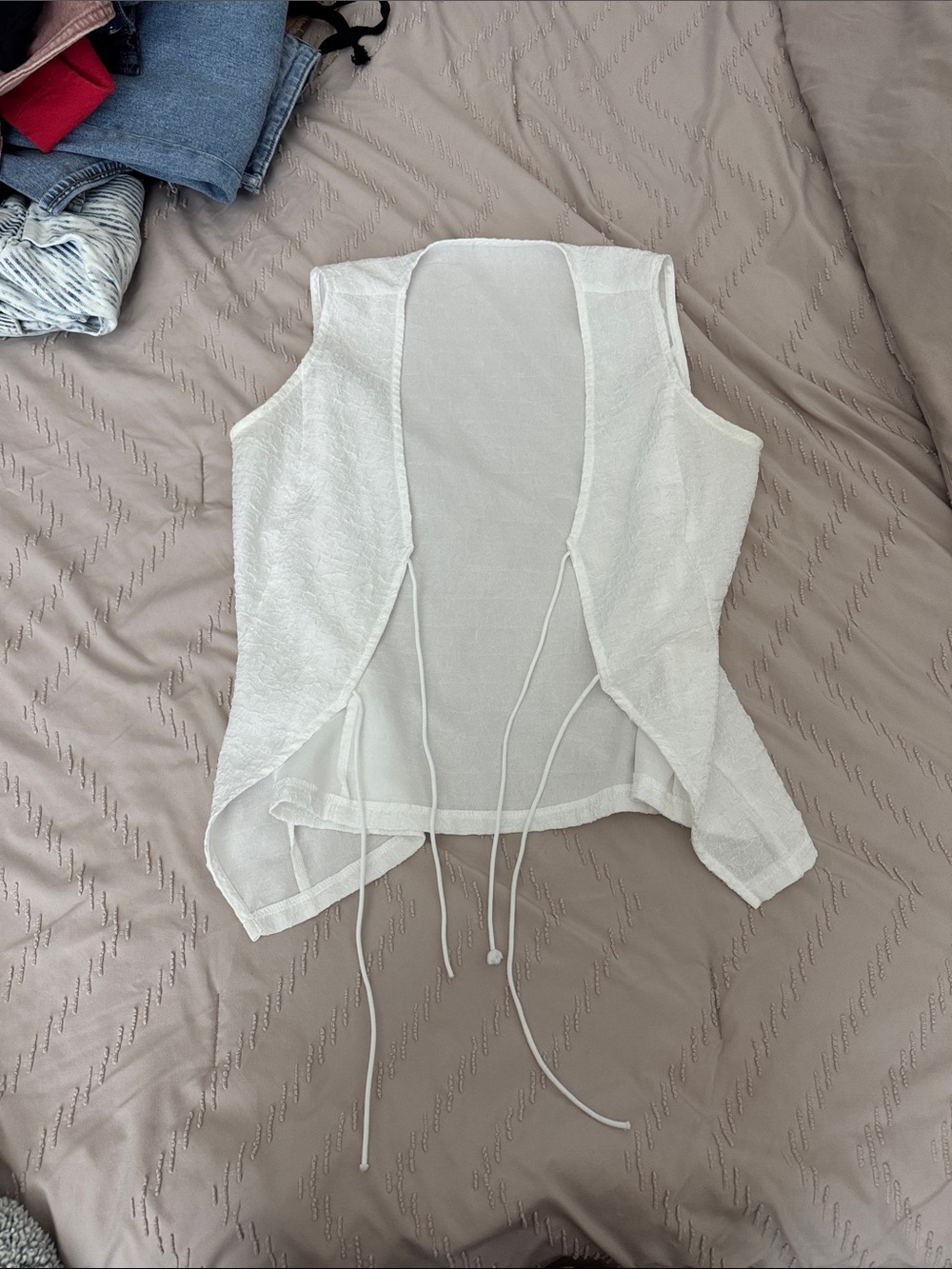 Women’s White  Tie-front Detail Top